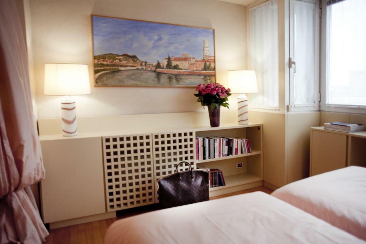 Apartamento Il Garofano Rosa Verona Exterior foto